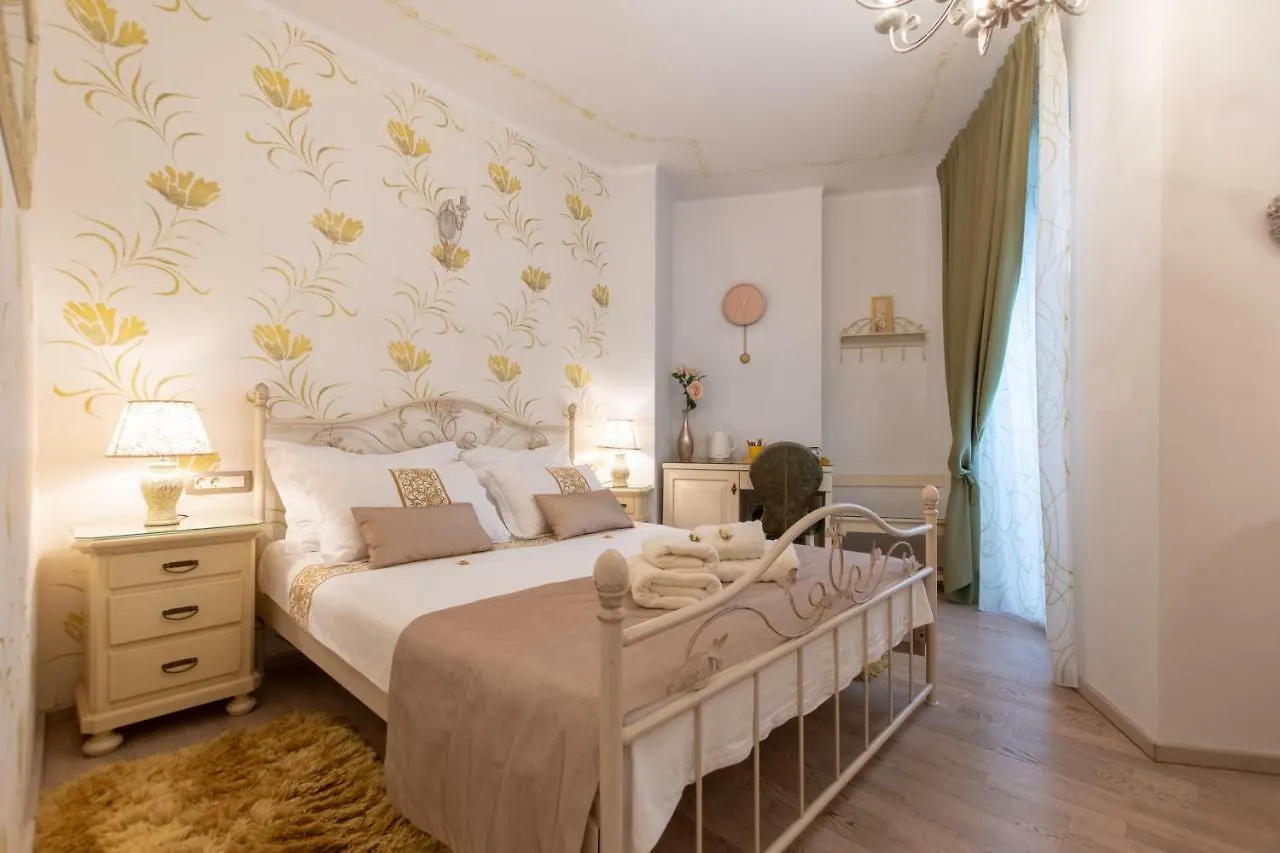 Unique Luxury Rooms Split 4*,