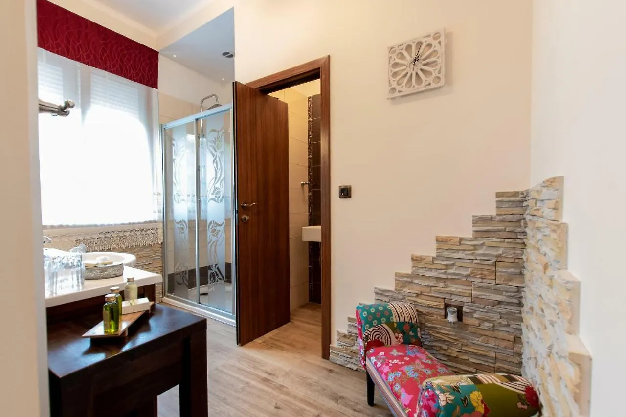 Unique Luxury Rooms Split 4*,